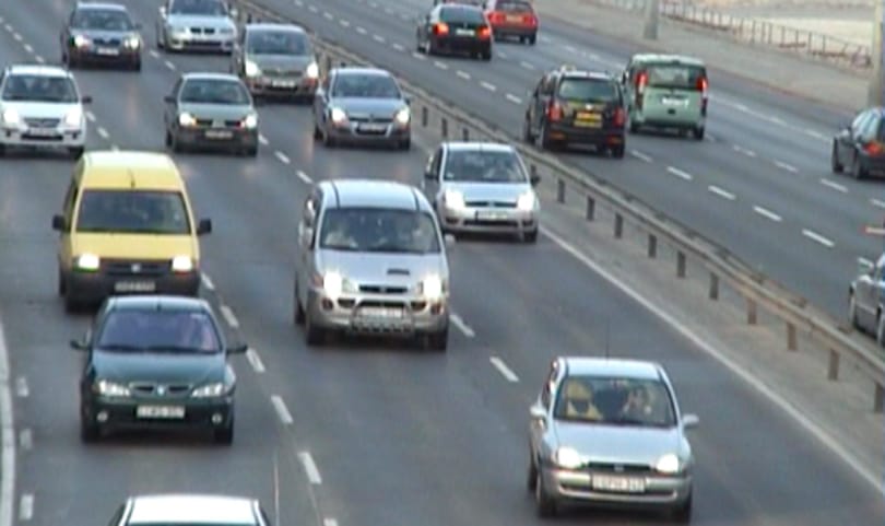 Budaházy híveinek nem tetszett, hogy a kátyúkról forgattunk - videó