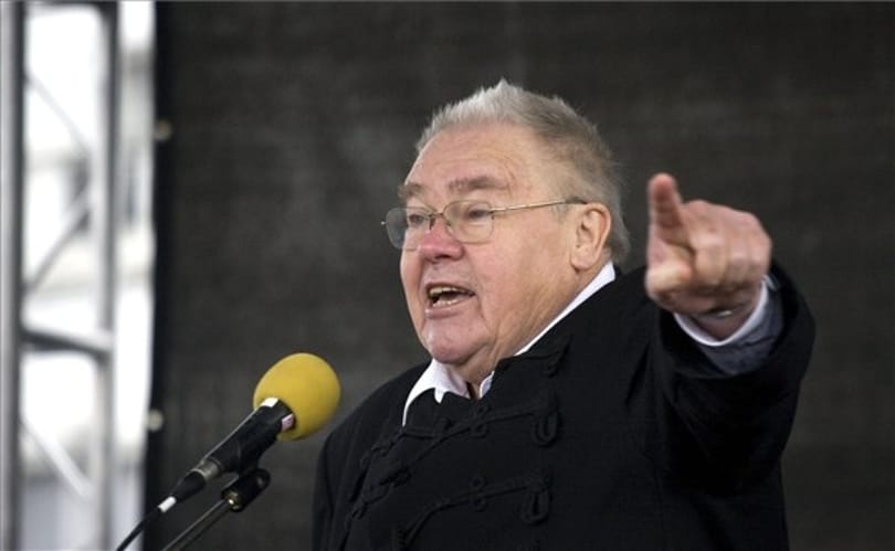 Csurka István lesz az Új Színház intendánsa