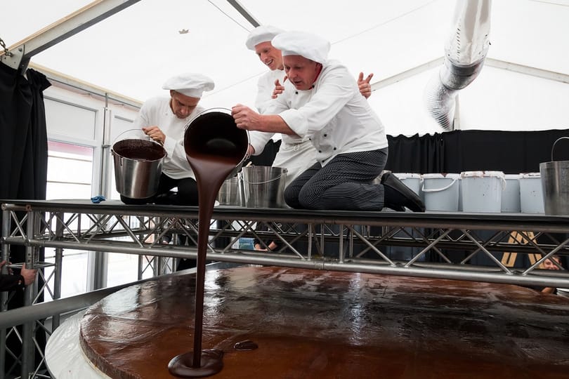 A 2000 tojásos Sacher torta