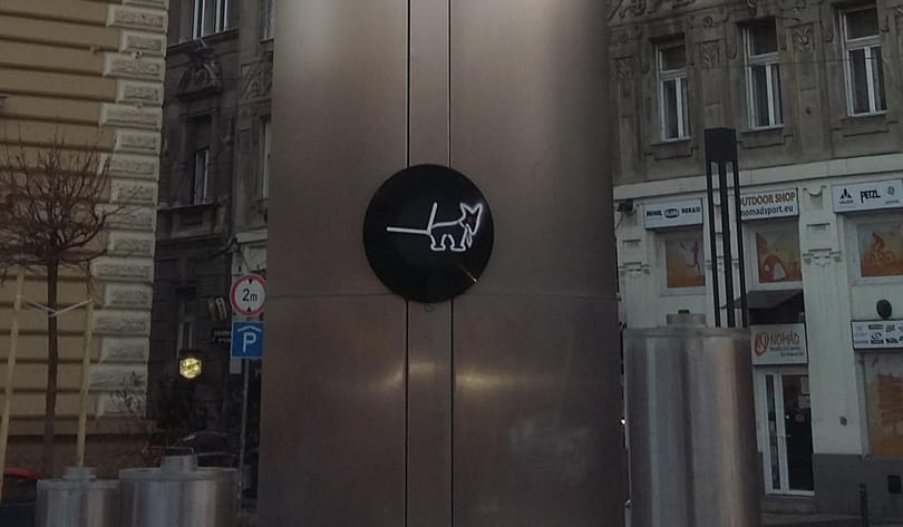Újra pénzt lejmol a Kétfarkú Kutya Párt