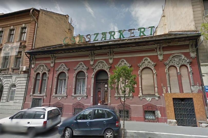 Eltűnik az óbudai Császárkert, ahová már régóta nem járt senki egy jó túrós csuszára
