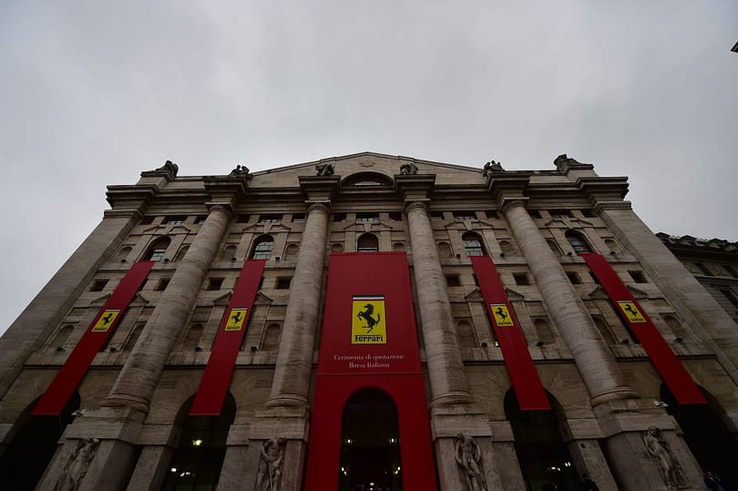 Begördültek a Ferrari részvényei a milánói tőzsdére