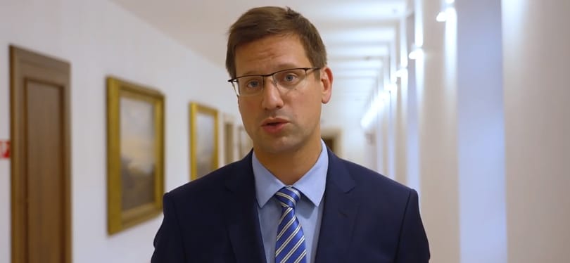 Gulyás Gergely a békét és a 