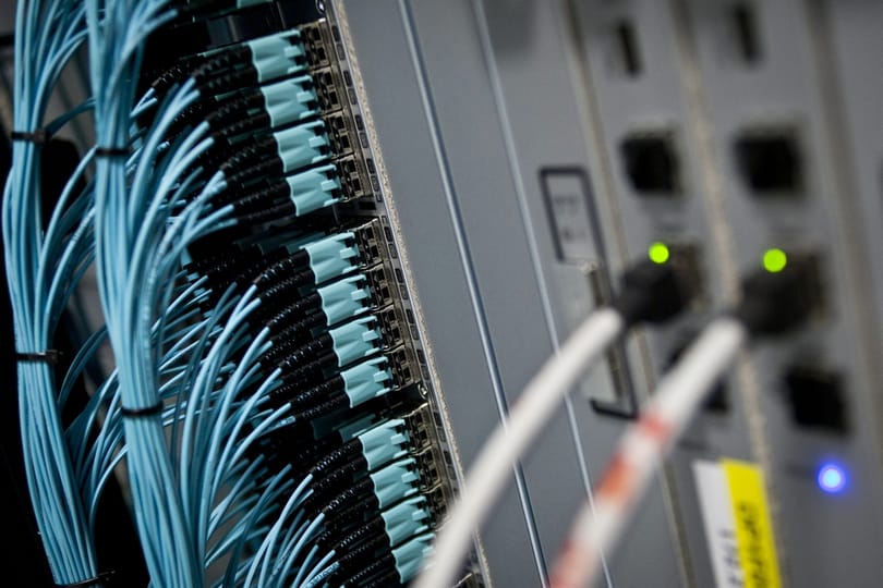 Kétmillió szélessávú internet-előfizetés van az országban