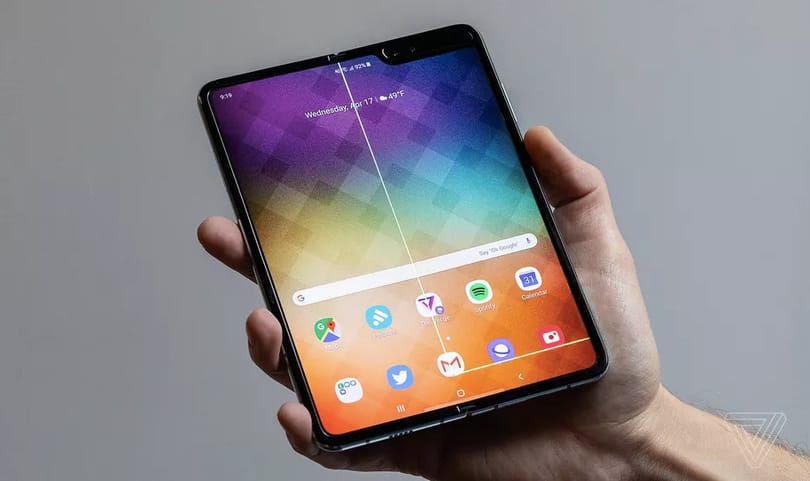 Nyomozott az iFixit: ezért van gond a Samsung összehajtható telefonjával