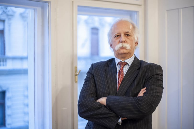 Antall György: Így lehet megakadályozni, hogy elkártyázzák a családi vagyont