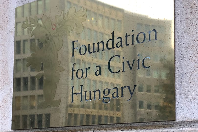Nem sok jót ígér a Fidesznek a pártfinanszírozás változása az Európai Parlamentben