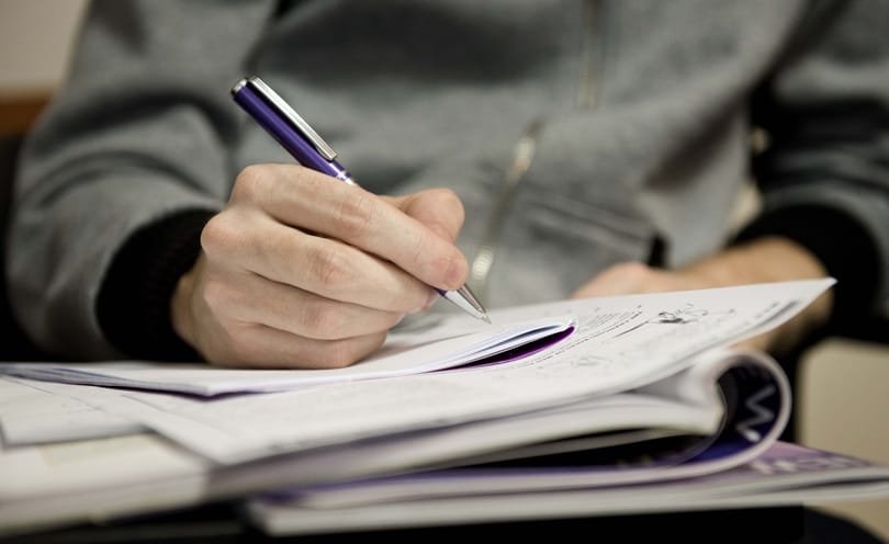 Szabadságra ment a tudós, megfejtett egy 2500 éves nyelvtani rejtélyt