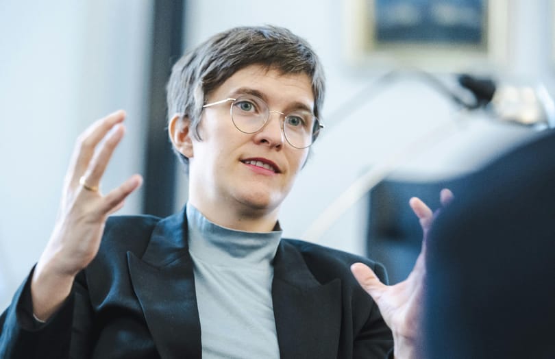 Német államminiszter: Maradéktalanul teljesítenie kell a korrupció elleni elvárásokat Magyarországnak