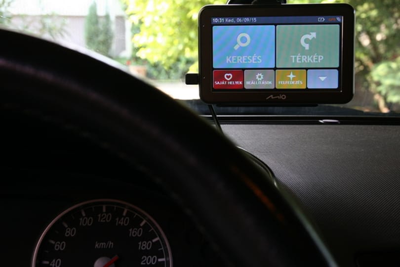 Kipróbáltuk a sofőrtől tanuló GPS-t
