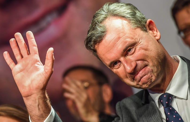 Az osztrák szélsőjobb-vezér szerint Orbán túltolja a nemzeti érdekeket