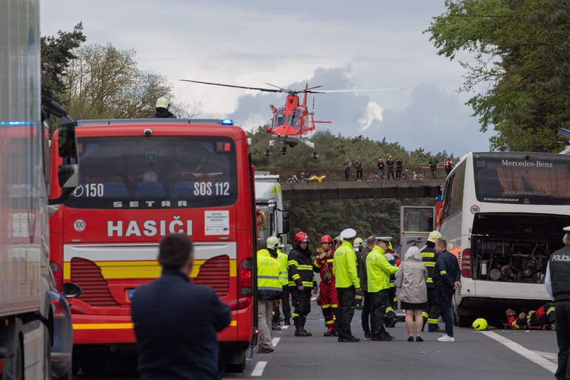 Szlovákiai buszbaleset: a könnyű sérültek hamarosan elindulnak Magyarországra
