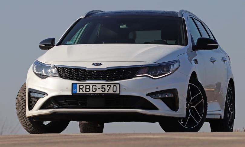 Pucc nincs, parádé van: mennyire optimális családi kombi a Kia Optima?
