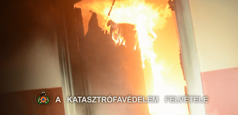 Videón a lángoló Jászberényi úti idősotthon