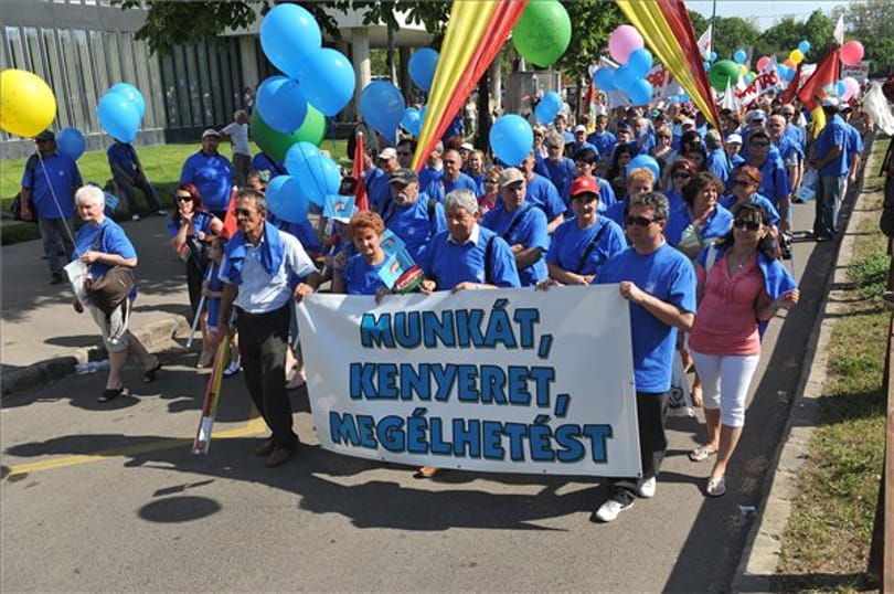 Munka hadának a lépte dobog - május elsejei rendezvények percről percre