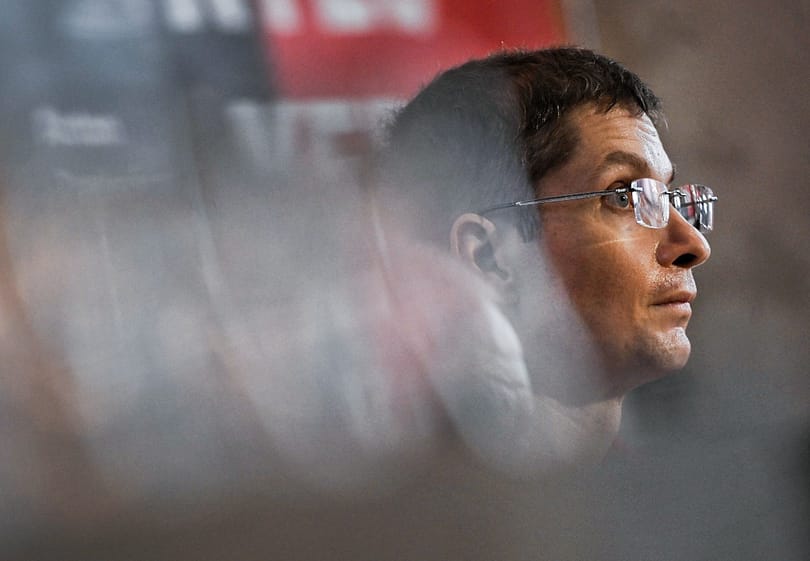 Megszólalt a PestiTv Karsai Dánielt türelmes halálra intő munkatársa: „Legyetek annyira liberálisok, hogy az én véleményemet is elfogadjátok”