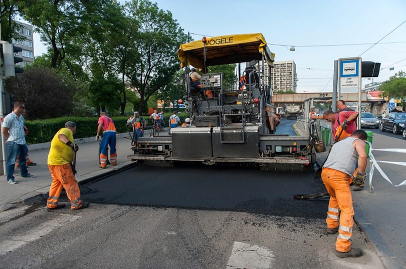 Ötéves tervet kapott az útfelújítás