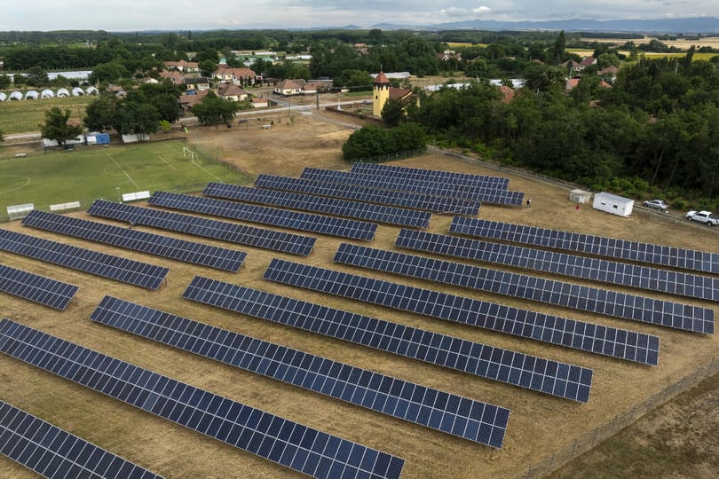 Jászágón kerestük a választ arra, hogy mire megy egy cég a hazai energiapiacon állami segítség nélkül