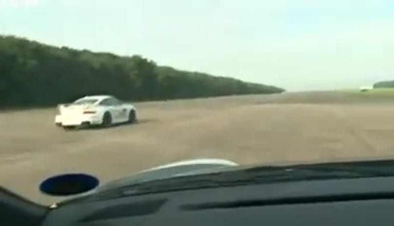 299-cel száguldott egy vak autóvezető - videó