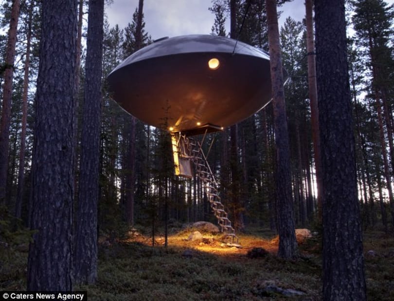 Ilyen egy igazi svéd UFO-hotel