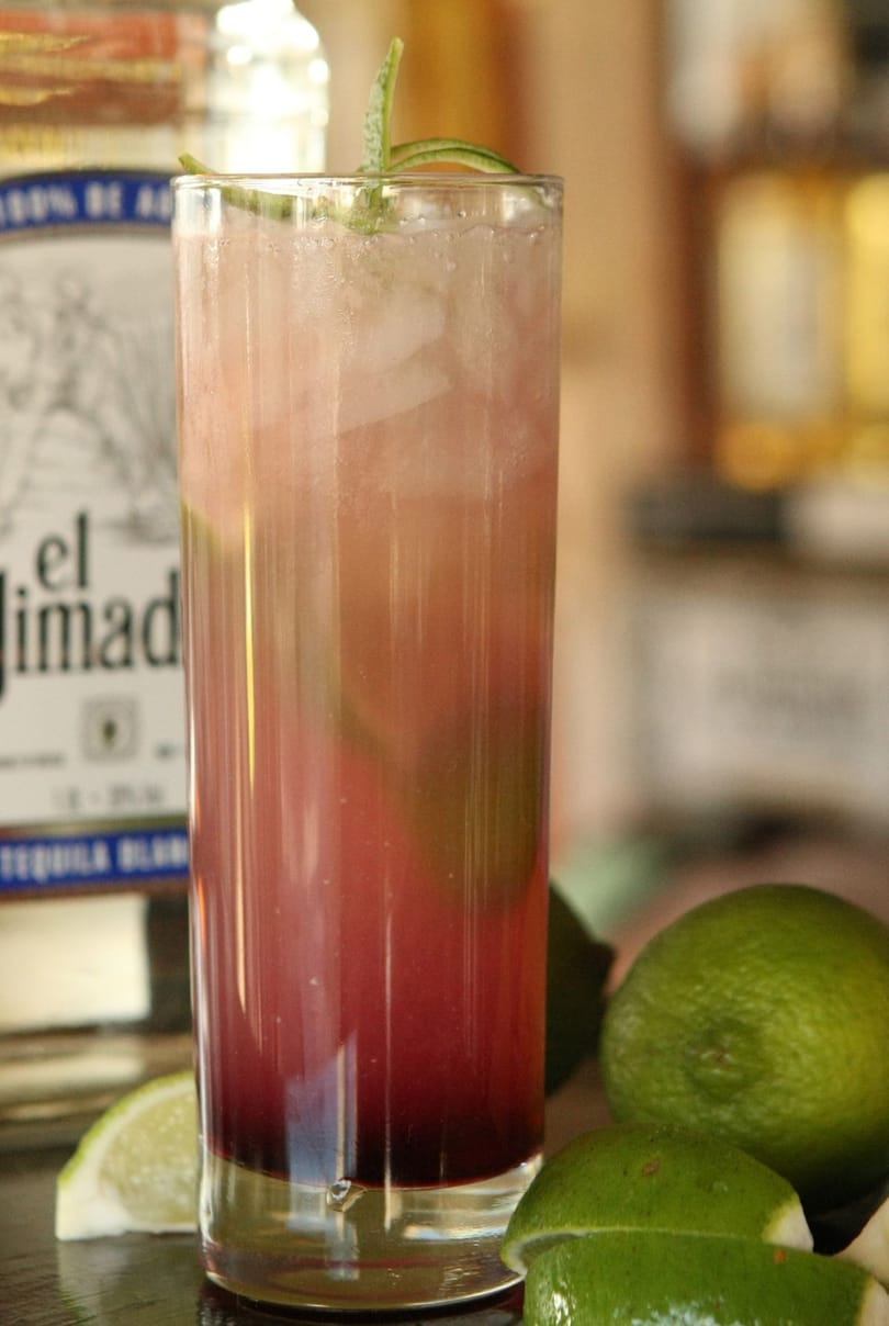 A világbajnok mixer mezítlábas tequilája