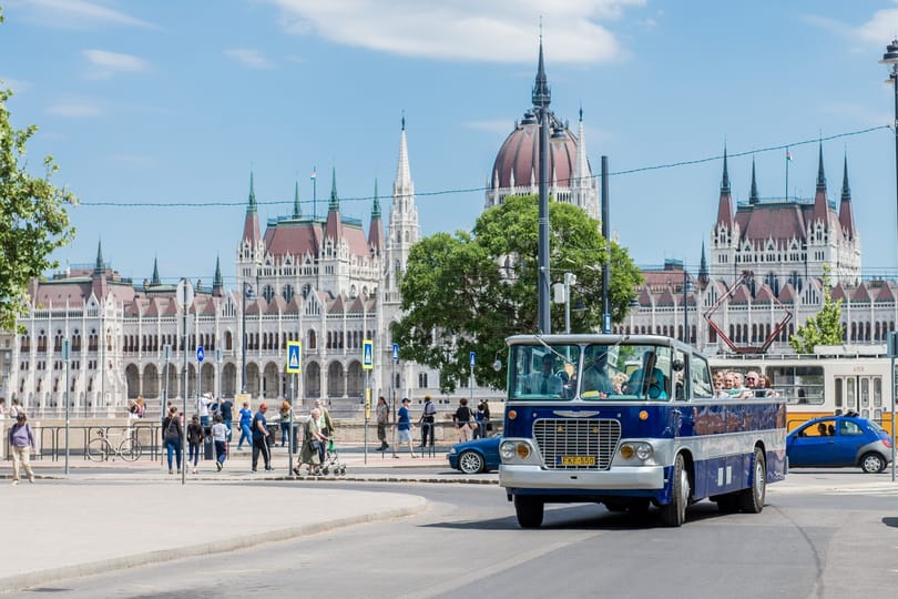 Augusztusban ezeken a nosztalgiajáratokon lehet utazni Budapesten