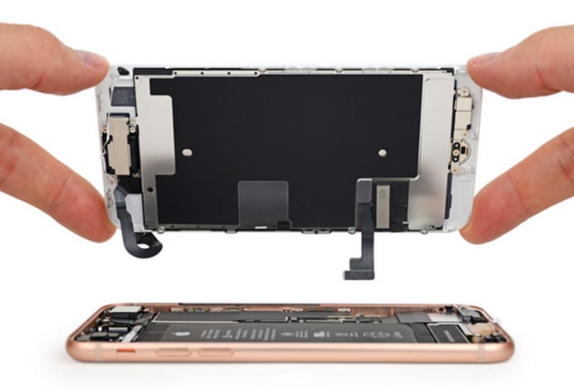 Már szét is szedték az iPhone 8-at, ez találták benne
