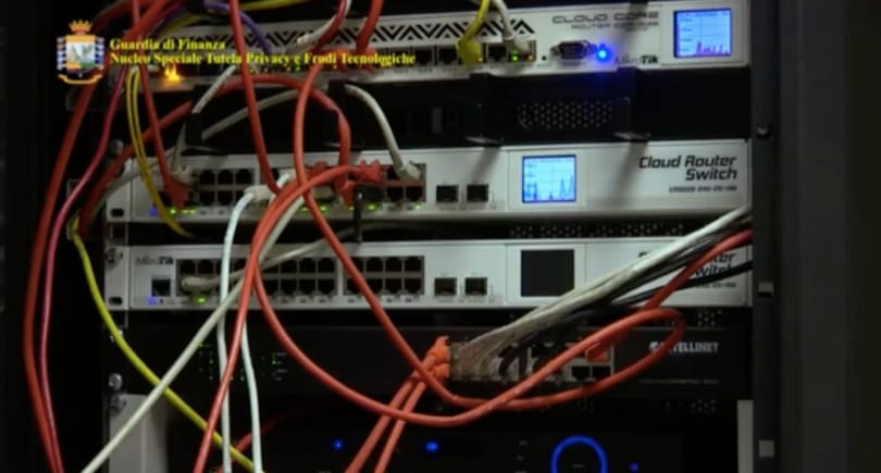 Viszlát, ingyen Netflix: 5500 illegális szervert kapcsoltak le Európában