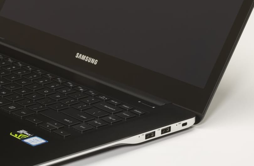Könnyű és erős: windowsos csúcsragadozót villantott a Samsung