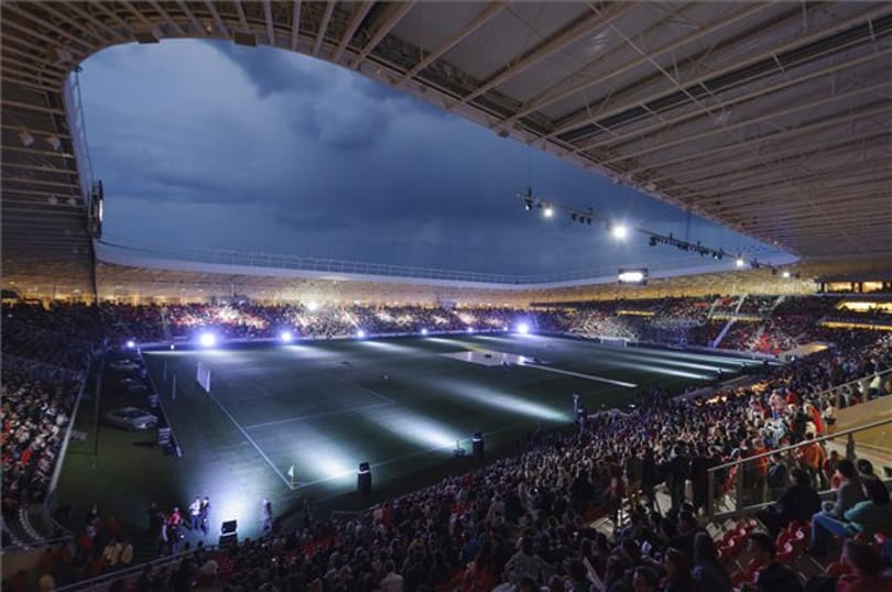 Kérem a következőt: átadták a debreceni stadiont