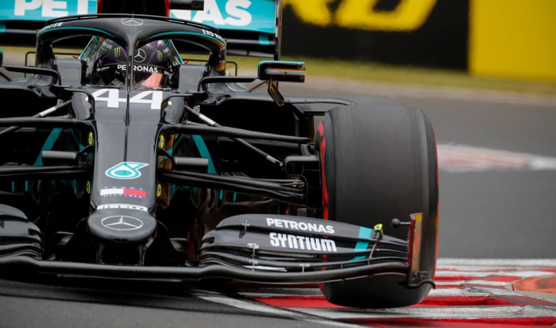 Pályarekorddal Hamiltoné az első rajtkocka a Hungaroringen