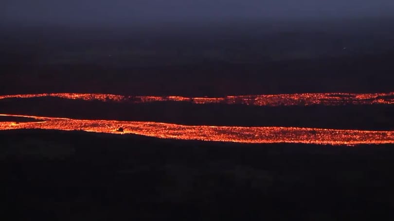 Bámulatos és félelmetes a Hawaii-i vulkán éjjel – videó