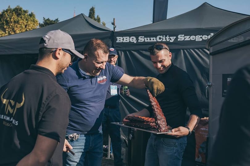 Tarolnak a magyar BBQ-csapatok a külföldi versenyeken