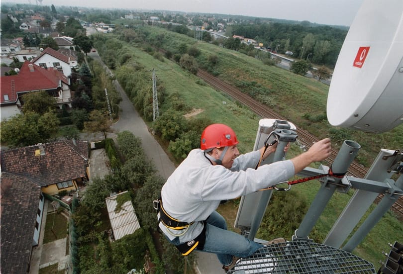 Közzétették a frekvenciatender végleges kiírását