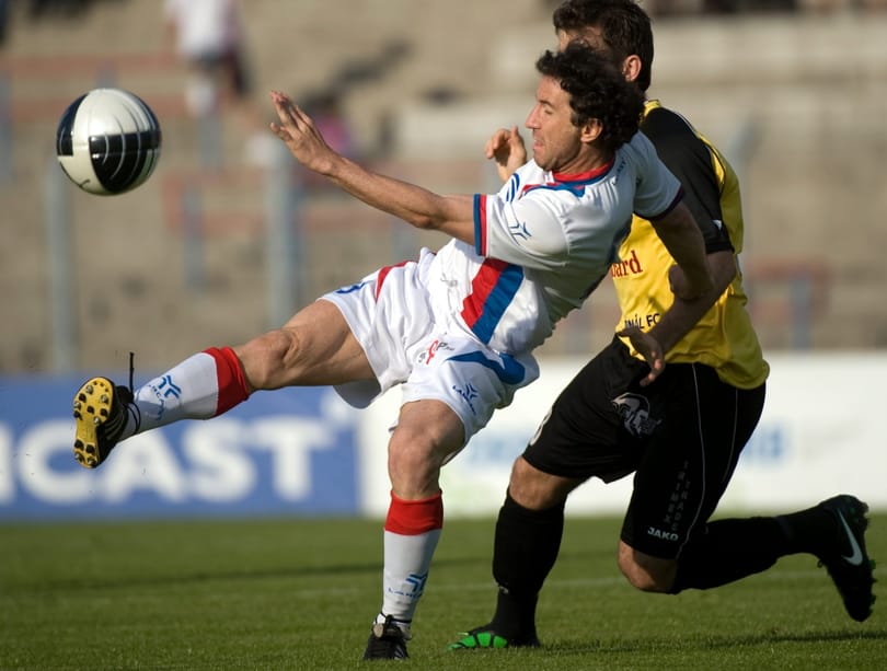 Elengedi futballcsapatát a Vasas