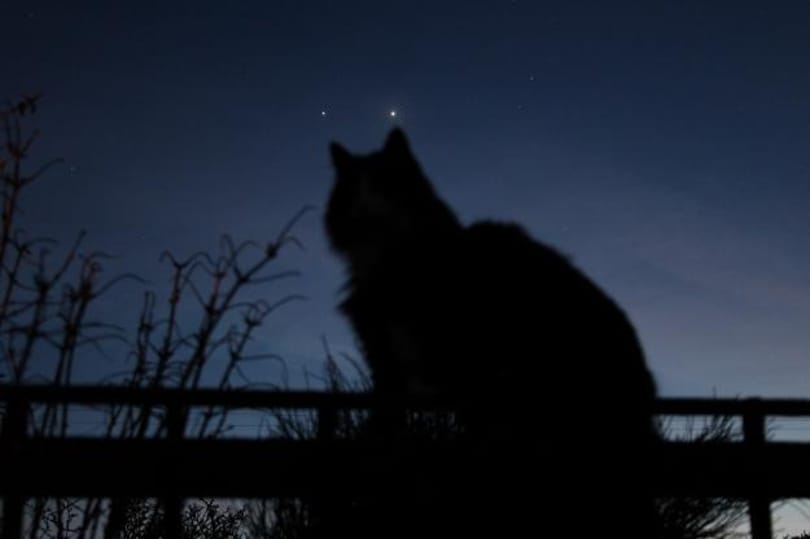 Impozáns Vénusz-Jupiter együttállás látható napnyugta után