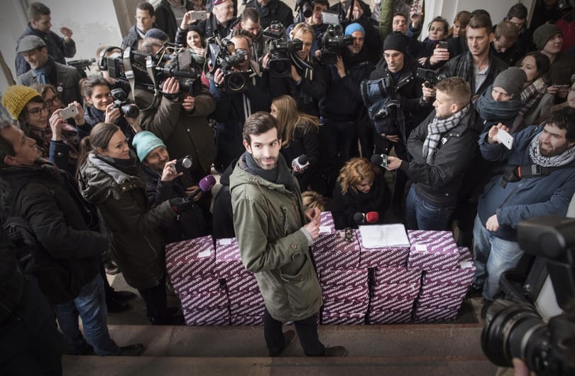 A népszavazást nem lehet csak úgy megúszni, ha visszavonják a pályázatot, akkor sem