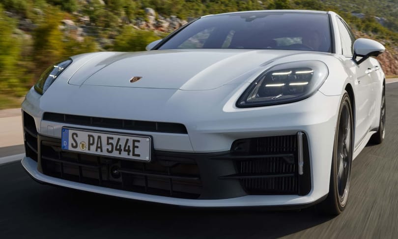 Polgárpukkasztó vagy sem, Magyarországon a legújabb zöld rendszámos biturbó V6 Porschék