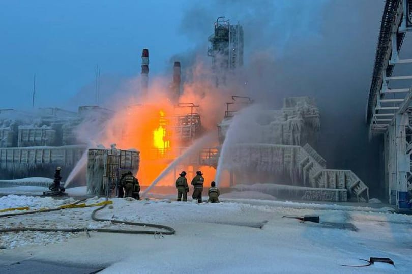Kigyulladt egy orosz LNG-terminál, dróntámadásra gyanakodnak