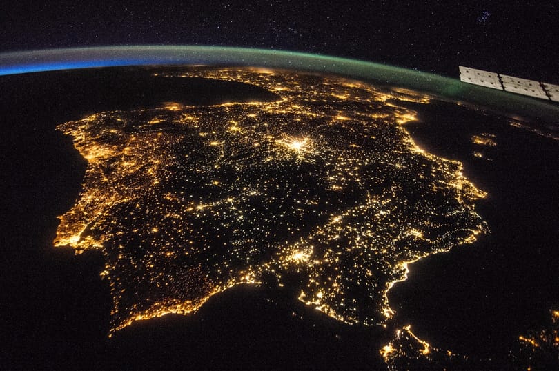 Több mint egy év után először: Kimerészkedtek az űrbe az ISS lakói