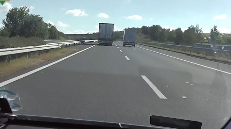 Rendkívül idegesítő szokásnak próbál véget vetni a rendőrség