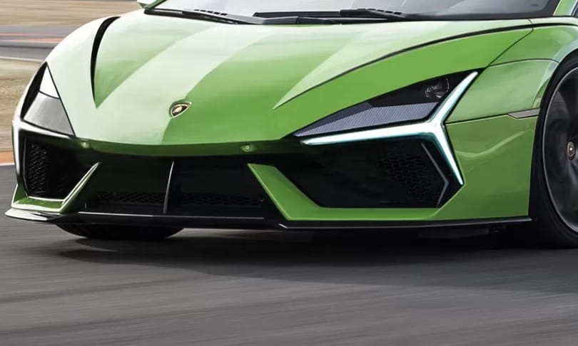 Látványosnak ígérkezik a Lamborghini Aventador plugin hibrid V12-es utódja
