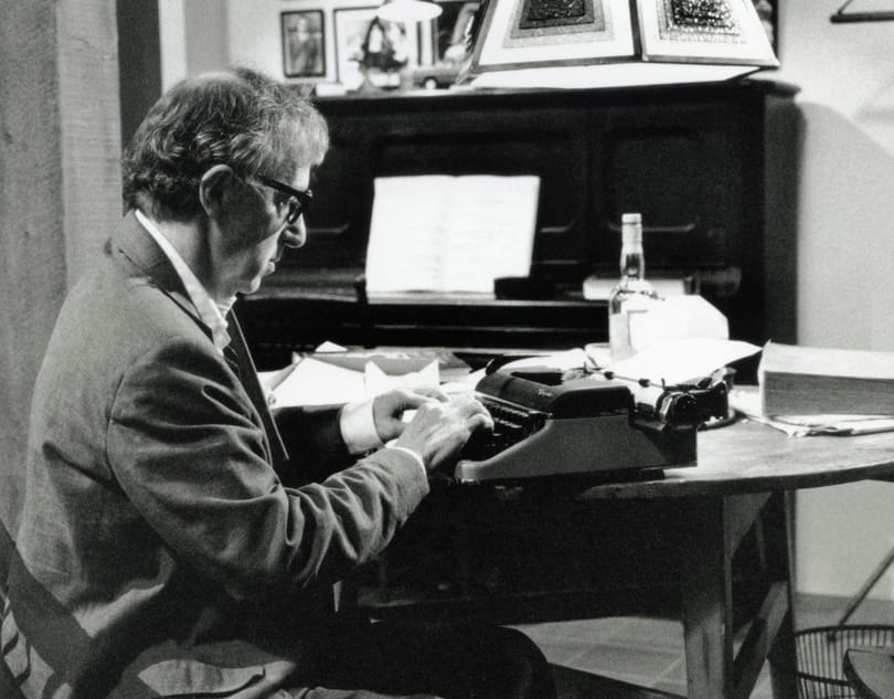 Ellenállhatatlan humor és esendőség vár ránk az új Woody Allen-könyvben