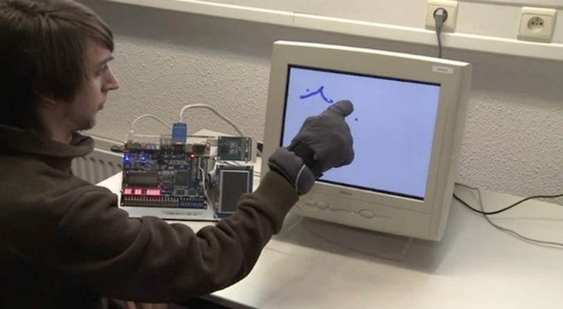 Ne dobja ki régi CRT monitorát, alakítsa át érintőképernyővé! [videóval]