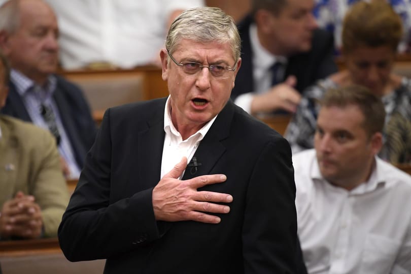 Gyurcsány: Az egyetlen helyes döntést hozta meg a Momentum