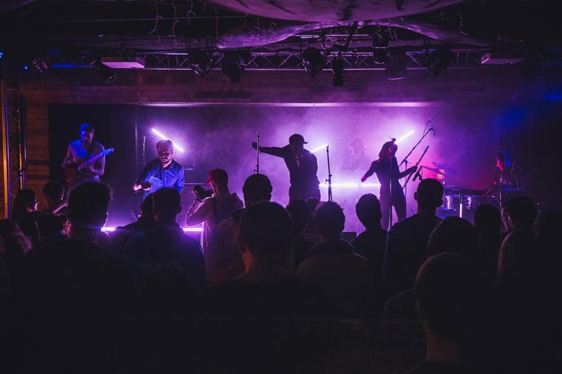 Van egy kis soul/hiphop család itthon, amelyből újabb figyelemreméltó zenekar nőtte ki magát