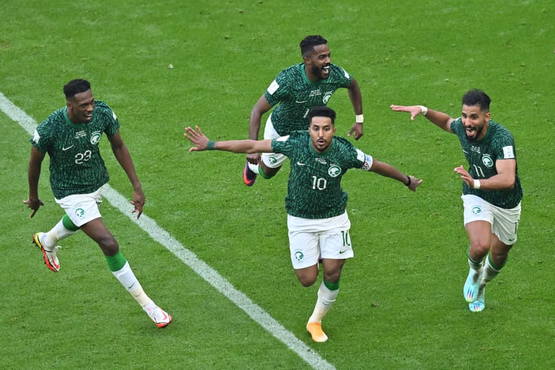 Bombameglepetés a vb harmadik napján: Szaúd-Arábia megverte Argentínát