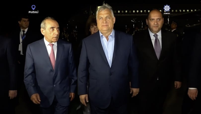 Moszkvából nem haza, hanem Azerbajdzsánba utazott tovább Orbán