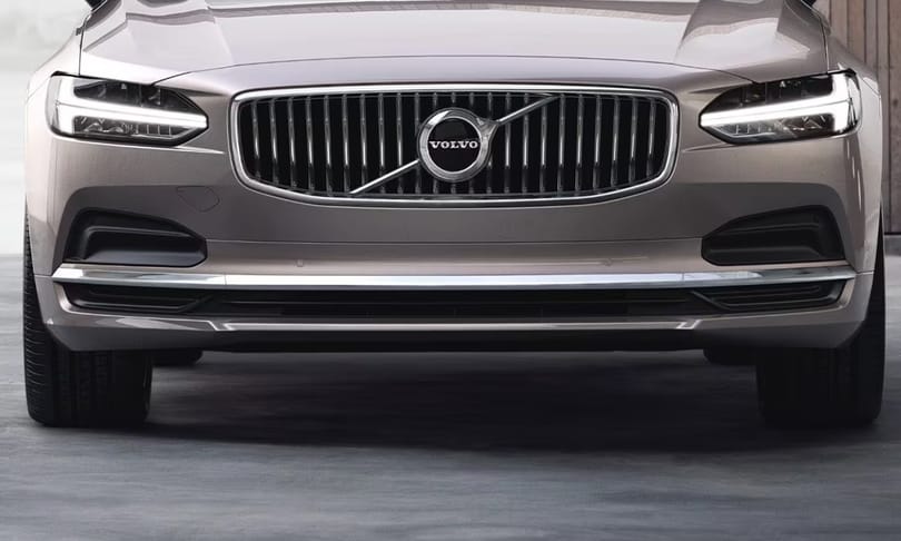 600 kilométeres hatótávval jöhet a Volvo vadonatúj elektromos szedánja