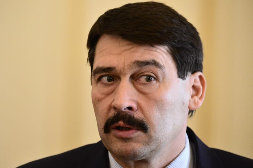 Áder „visszadobós” napja: visszaküldte az egészségügyi törvényeket is